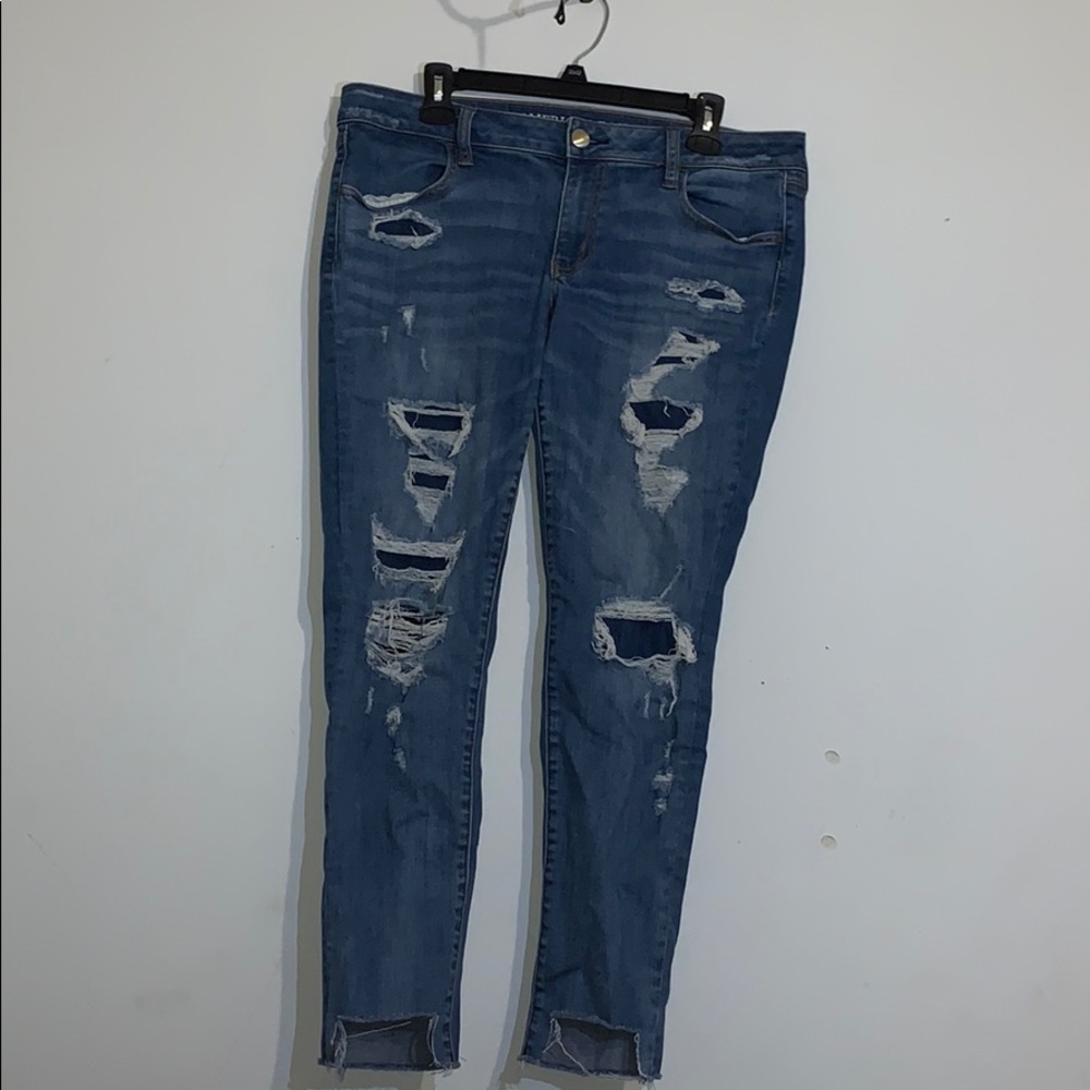 American eagle ripped jeans